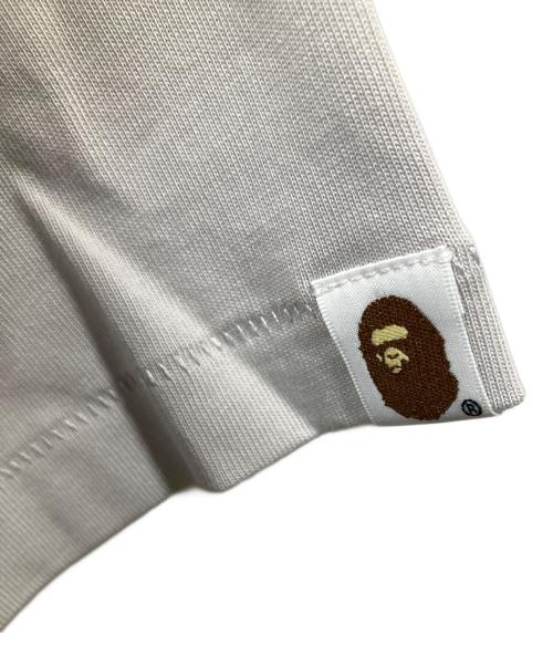 A BATHING APE（アベイシングエイプ）A BATHING APE (ア ベイシング エイプ) CAMO COLLEGE TEE グレー サイズ:2XLの古着・服飾アイテム