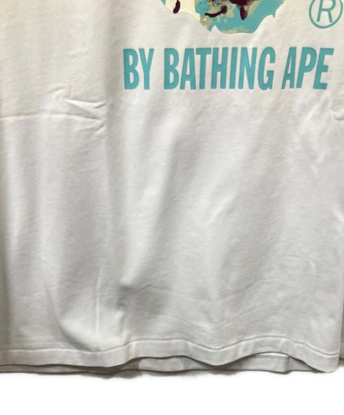 A BATHING APE（アベイシングエイプ）A BATHING APE (ア ベイシング エイプ) MAP CAMO BY BATHING APE RELAXED FIT TEE ホワイト サイズ:Lの古着・服飾アイテム