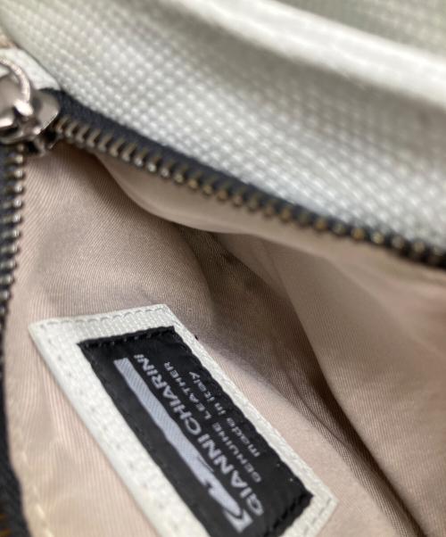 GIANNI CHIARINI（ジャンニ キアリーニ）GIANNI CHIARINI (ジャンニ キアリーニ) ショルダーバッグ　ホワイト ホワイトの古着・服飾アイテム