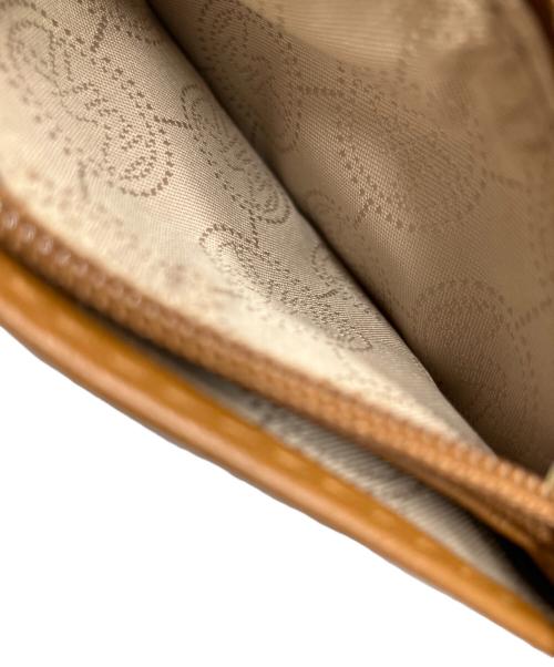 MICHAEL KORS（マイケル・コース）MICHAEL KORS (マイケル・コース) フラップコインケース ブラウン ブラウンの古着・服飾アイテム