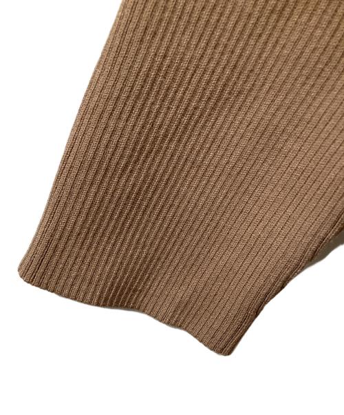 rienda（リエンダ）rienda (リエンダ) バックボタンBigカラータイト2way Knit OP ブラウン サイズ:Ｍ 未使用品の古着・服飾アイテム