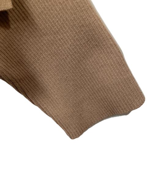 rienda（リエンダ）rienda (リエンダ) バックボタンBigカラータイト2way Knit OP ブラウン サイズ:Ｍ 未使用品の古着・服飾アイテム