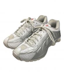 NIKE（ナイキ）の古着「SHOX R4 WHITE/METALLIC SILVER-WHITE」｜ホワイト