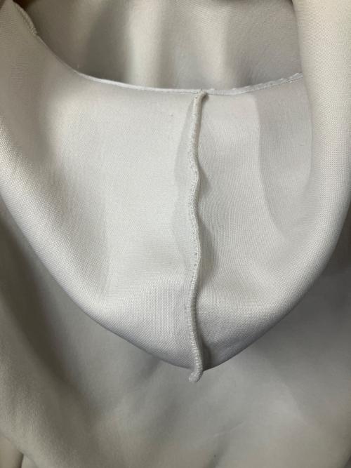 UNITED TOKYO（ユナイテッドトーキョー）UNITED TOKYO (ユナイテッドトーキョー) パーカー ベージュ ベージュ サイズ:2の古着・服飾アイテム