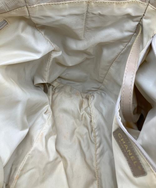 CHANEL（シャネル）CHANEL (シャネル) ニュートラベルライン アイボリー  アイボリーの古着・服飾アイテム