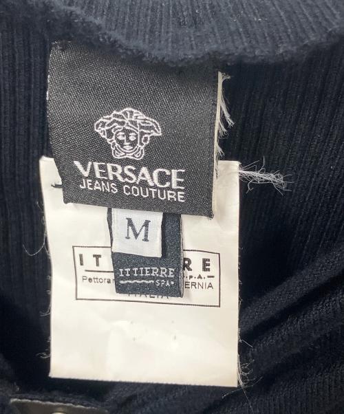 VERSACE JEANS COUTURE（ヴェルサーチ ジーンズクチュール）VERSACE JEANS COUTURE (ヴェルサーチ ジーンズクチュール) 薄手ニット ブラック サイズ:Mの古着・服飾アイテム