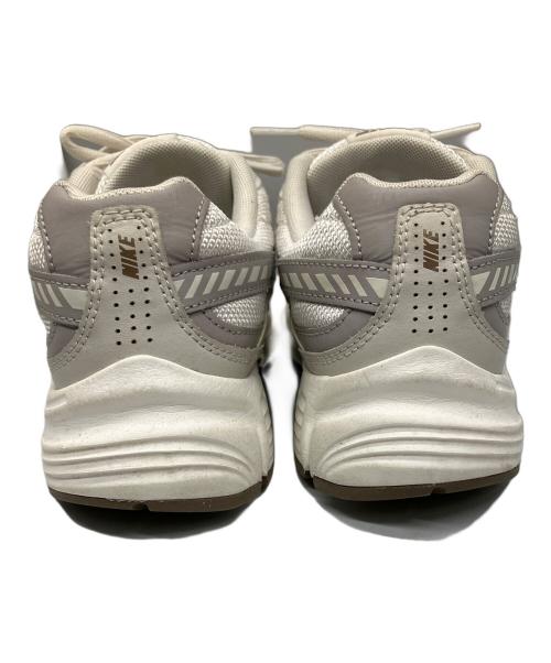 NIKE（ナイキ）NIKE (ナイキ) イニシエーター　ホワイト ホワイト サイズ:24の古着・服飾アイテム