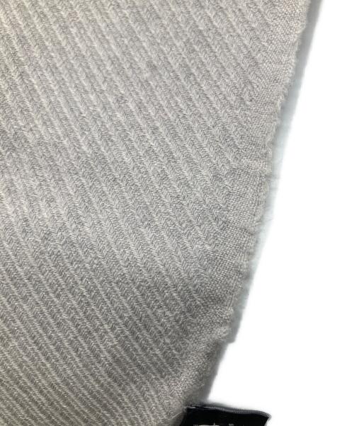 GUCCI（グッチ）GUCCI (グッチ) マフラー グレーの古着・服飾アイテム
