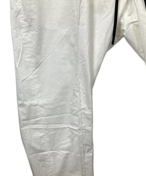 EMPORIO ARMANI（エンポリオ アルマーニ）EMPORIO ARMANI (エンポリオ アルマーニ) イージーパンツ ホワイト ホワイト サイズ:W52 未使用品の古着・服飾アイテム