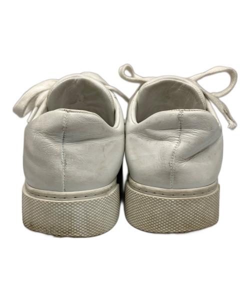 MIU MIU（ミュウミュウ）MIU MIU (ミュウミュウ) グリッターライン スニーカー ホワイト×グレー サイズ:36の古着・服飾アイテム
