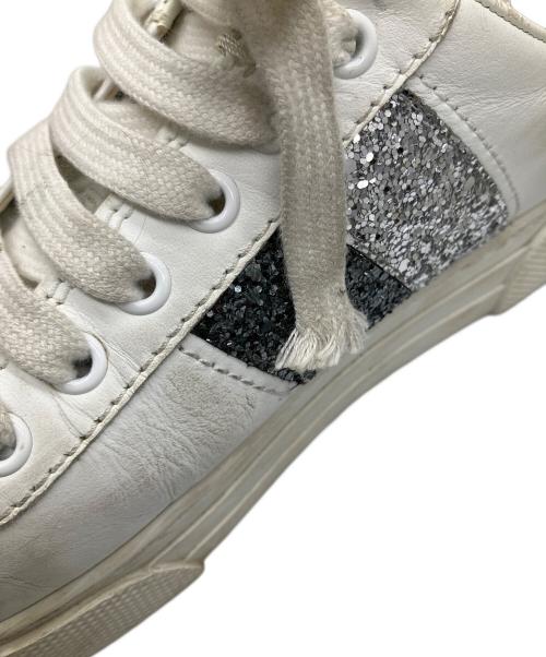 MIU MIU（ミュウミュウ）MIU MIU (ミュウミュウ) グリッターライン スニーカー ホワイト×グレー サイズ:36の古着・服飾アイテム