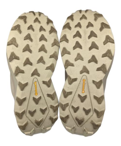 adidas（アディダス）adidas (アディダス) テレックス ウィンタースリッポン コールド. レディ ベージュ サイズ:23の古着・服飾アイテム