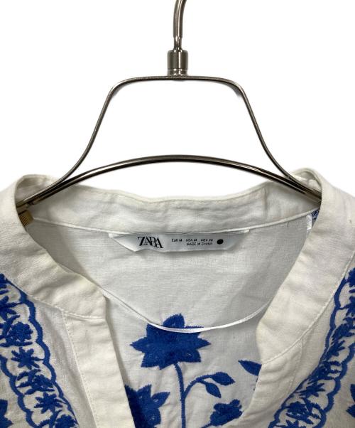 ZARA（ザラ）ZARA (ザラ) 刺繍入り長袖ブラウス ホワイト×ブルー ホワイト×ブルー サイズ:Mの古着・服飾アイテム
