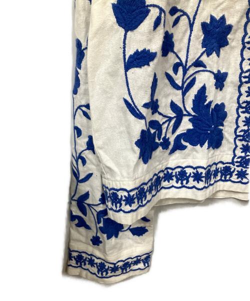ZARA（ザラ）ZARA (ザラ) 刺繍入り長袖ブラウス ホワイト×ブルー ホワイト×ブルー サイズ:Mの古着・服飾アイテム