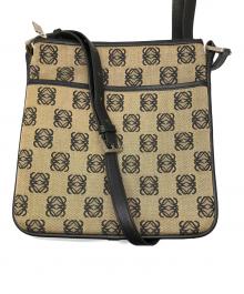 LOEWE（ロエベ）の古着「アナグラムショルダーバッグ ベージュ×ブラック」｜ベージュ×ブラック