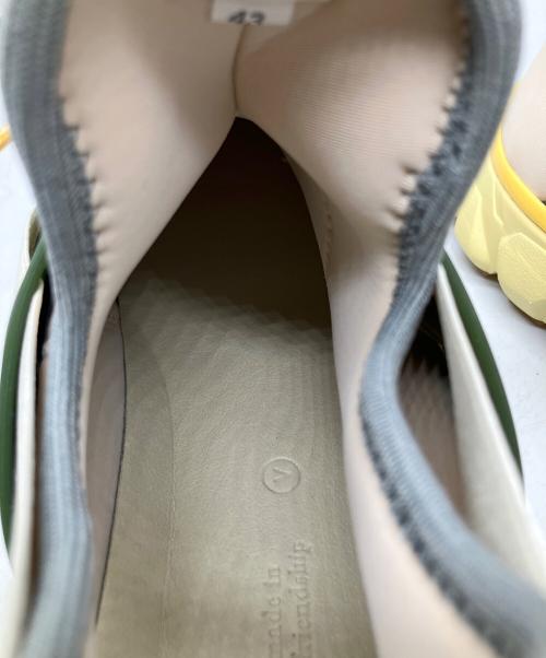 ekin（エクン）ekin (エクン) ローカットスニーカー ベージュ×グリーン ベージュ×グリーン サイズ:43の古着・服飾アイテム