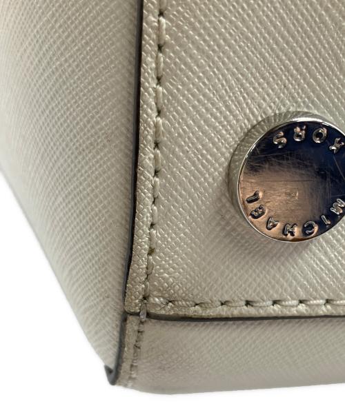 MICHAEL KORS（マイケル・コース）MICHAEL KORS (マイケル・コース) バッグ ホワイトの古着・服飾アイテム