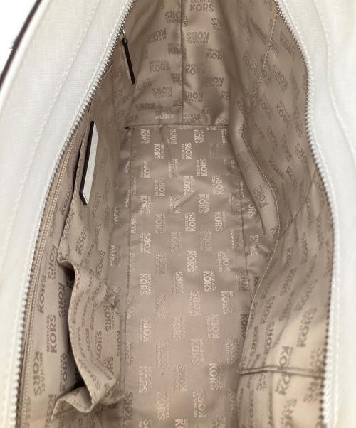 MICHAEL KORS（マイケル・コース）MICHAEL KORS (マイケル・コース) バッグ ホワイトの古着・服飾アイテム