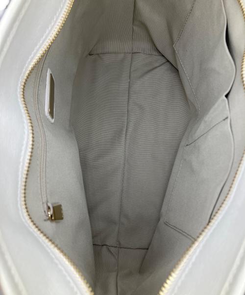 FURLA（フルラ）FURLA (フルラ) トートバッグ ホワイトの古着・服飾アイテム