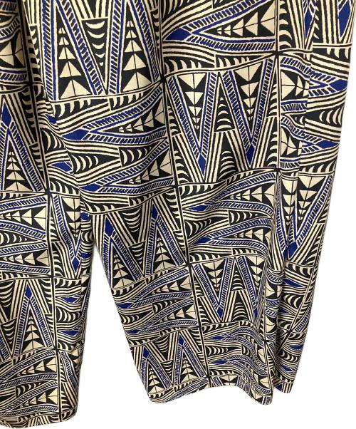 JOURNAL STANDARD（ジャーナルスタンダード）JOURNAL STANDARD (ジャーナルスタンダード) ヘイズプリントパンツ ブルー×ブラック サイズ:38 未使用品の古着・服飾アイテム