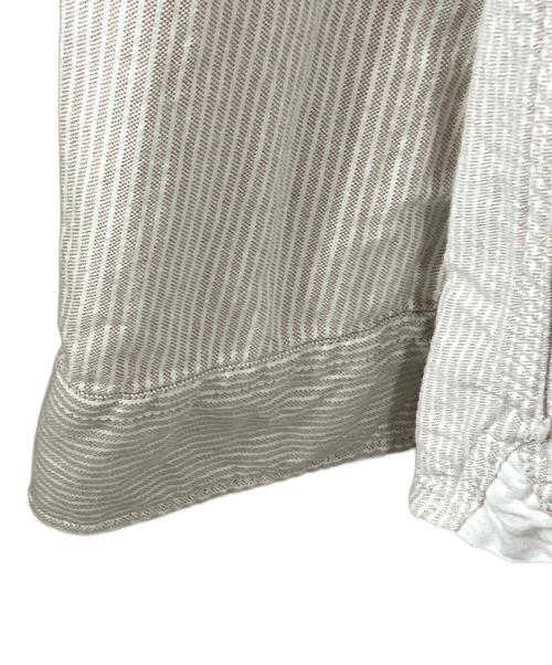 Carhartt WIP（カーハート ワーク イン プログレス）CARHARTT WIP (カーハート ワーク イン プログレス) 長袖シャツ ベージュ サイズ:XLの古着・服飾アイテム
