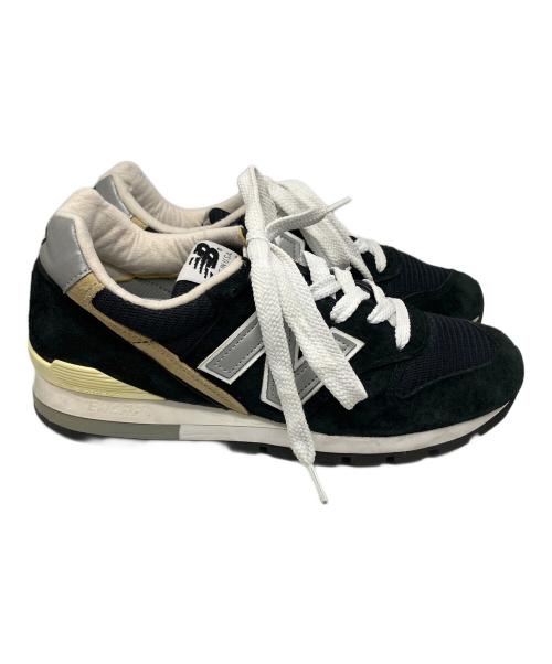NEW BALANCE（ニューバランス）NEW BALANCE (ニューバランス) ローカットスニーカー ブラック×ホワイト ホワイト×ブラック サイズ:24の古着・服飾アイテム