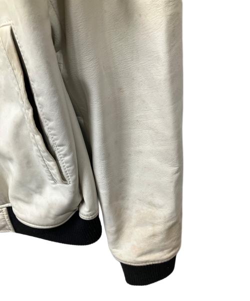 AVIREX（アヴィレックス）AVIREX (アヴィレックス) ラムレザージャケット　ホワイト ホワイト サイズ:Lの古着・服飾アイテム