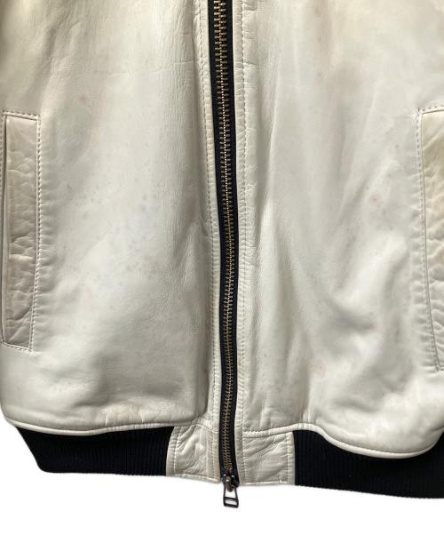 AVIREX（アヴィレックス）AVIREX (アヴィレックス) ラムレザージャケット　ホワイト ホワイト サイズ:Lの古着・服飾アイテム