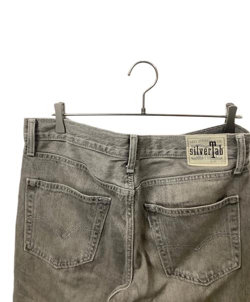 LEVI'S（リーバイス）LEVI'S (リーバイス) SilverTab デニムパンツ グレー グレー サイズ:W32の古着・服飾アイテム