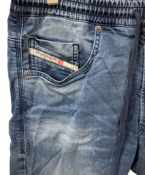 DIESEL（ディーゼル）DIESEL (ディーゼル) D-KROOLEY-SHORT JOGG インディゴ サイズ:w32の古着・服飾アイテム