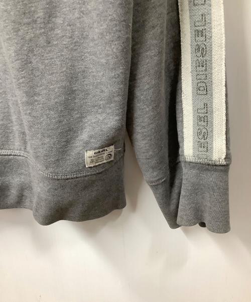 DIESEL（ディーゼル）DIESEL (ディーゼル) サイドラインジップパーカー　グレー グレー サイズ:Ｌの古着・服飾アイテム