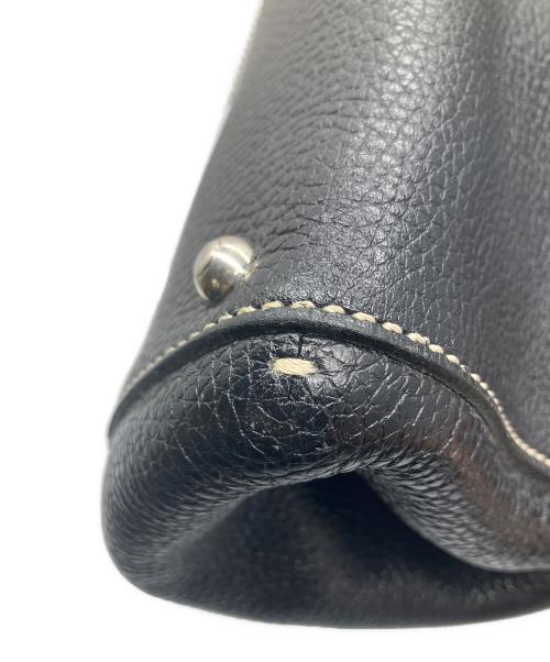 TOD'S（トッズ）TOD'S (トッズ) レザートートバッグ ブラック ブラックの古着・服飾アイテム