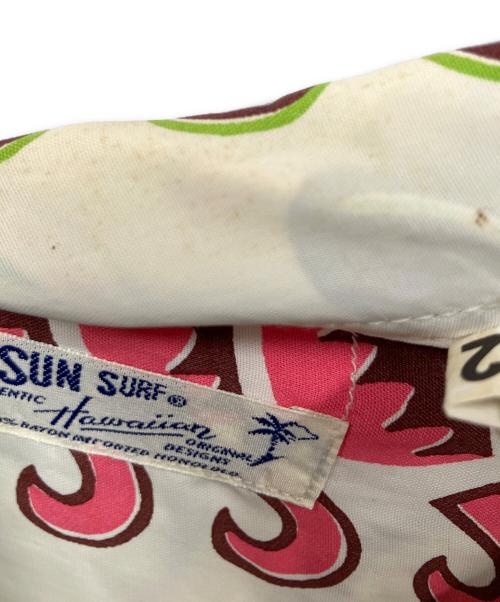 Sun Surf（サンサーフ）Sun Surf (サンサーフ) 長袖シャツ ホワイト サイズ:Sの古着・服飾アイテム