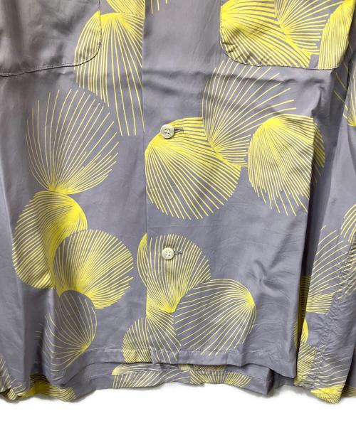 Sun Surf（サンサーフ）Sun Surf (サンサーフ) Duke Kahanamoku グレー×イエロー グレー×イエロー サイズ:sの古着・服飾アイテム