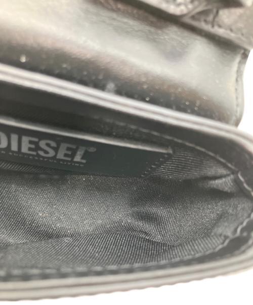 DIESEL（ディーゼル）DIESEL (ディーゼル) ロゴショルダーバッグ ブラックの古着・服飾アイテム