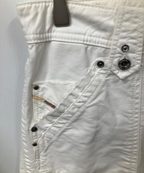 DIESEL（ディーゼル）DIESEL (ディーゼル) ベイカーパンツ ホワイト ホワイト サイズ:W29の古着・服飾アイテム