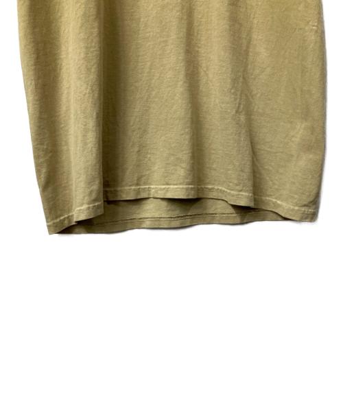 stussy（ステューシー）stussy (ステューシー) Tシャツ ベージュ サイズ:Sの古着・服飾アイテム