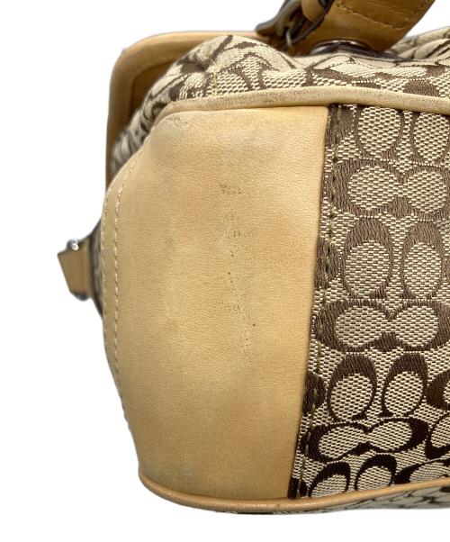COACH（コーチ）COACH (コーチ) ショルダーバッグ シグネチャーキャンバス ベージュの古着・服飾アイテム