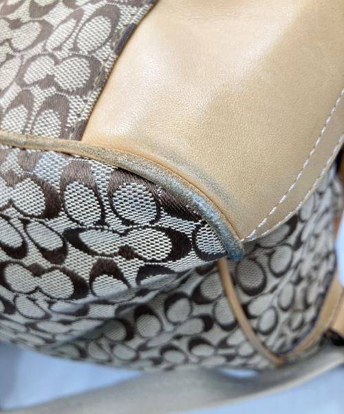 COACH（コーチ）COACH (コーチ) ショルダーバッグ シグネチャーキャンバス ベージュの古着・服飾アイテム