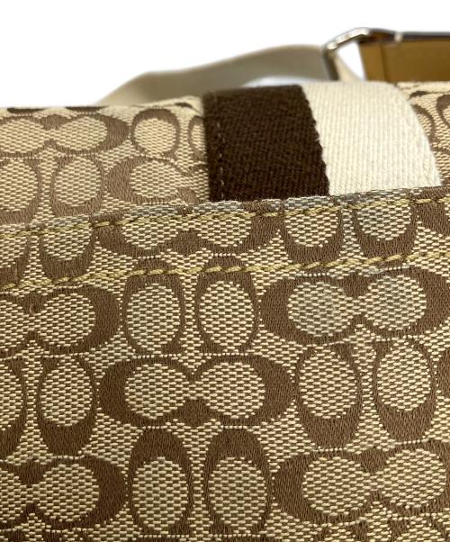 COACH（コーチ）COACH (コーチ) ショルダーバッグ シグネチャーキャンバス ベージュの古着・服飾アイテム
