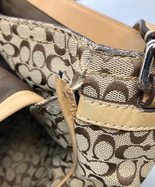 COACH（コーチ）COACH (コーチ) ショルダーバッグ シグネチャーキャンバス ベージュの古着・服飾アイテム