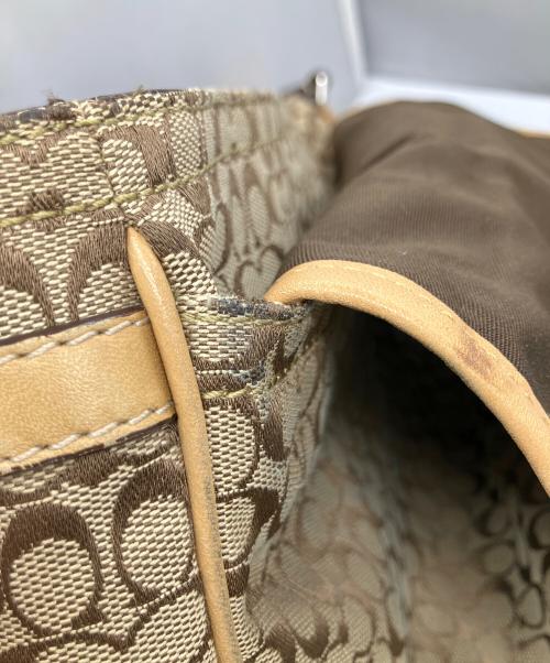 COACH（コーチ）COACH (コーチ) ショルダーバッグ シグネチャーキャンバス ベージュの古着・服飾アイテム