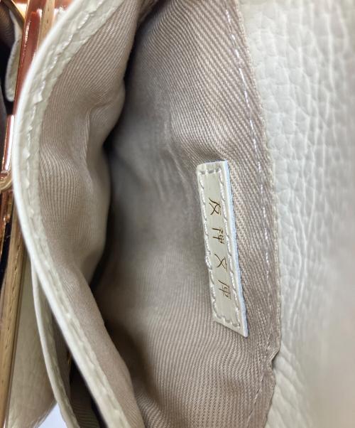 友禅文庫（ユウゼンブンコ）友禅文庫 (ユウゼンブンコ) かぶせがま口財布 アイボリーの古着・服飾アイテム