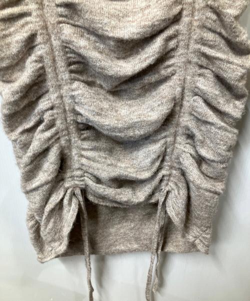 darich（ダーリッチ）Darich (ダーリッチ) オフショルステッチニットミニワンピース ベージュ サイズ:FREEの古着・服飾アイテム