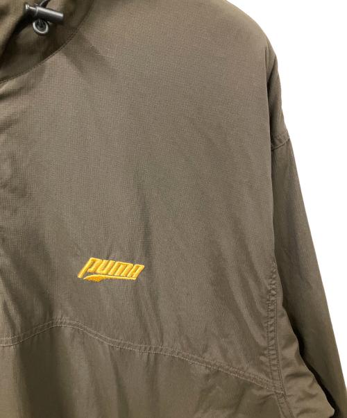 PUMA（プーマ）PUMA (プーマ) アノラックパーカー カーキ×オレンジ カーキ サイズ:Oの古着・服飾アイテム