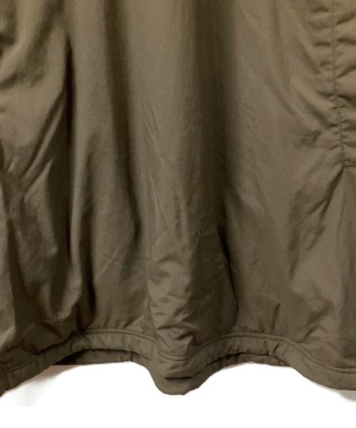 PUMA（プーマ）PUMA (プーマ) アノラックパーカー カーキ×オレンジ カーキ サイズ:Oの古着・服飾アイテム
