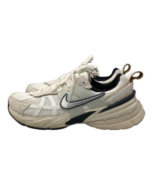NIKE（ナイキ）NIKE (ナイキ) W NIKE V2K RUN ホワイト サイズ:24.5の古着・服飾アイテム