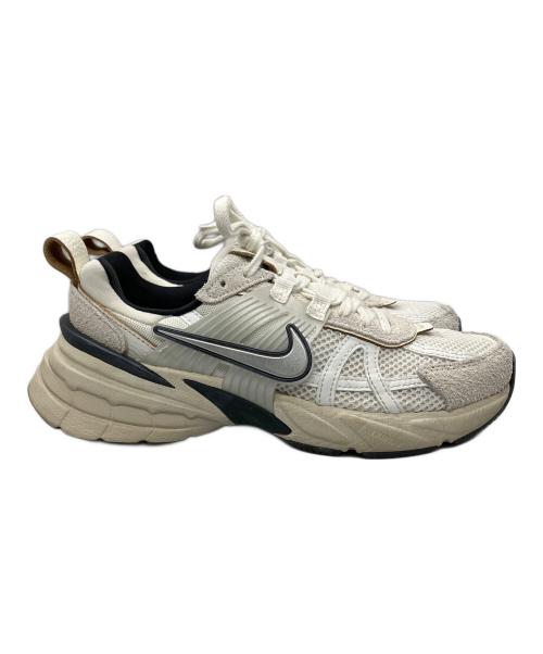 NIKE（ナイキ）NIKE (ナイキ) W NIKE V2K RUN ホワイト サイズ:24.5の古着・服飾アイテム