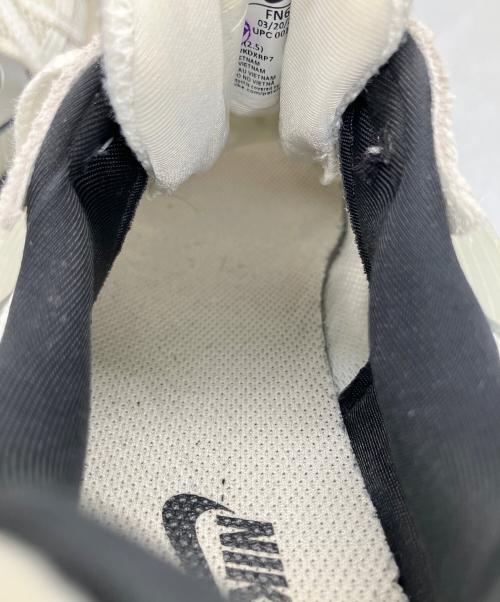 NIKE（ナイキ）NIKE (ナイキ) W NIKE V2K RUN ホワイト サイズ:24.5の古着・服飾アイテム
