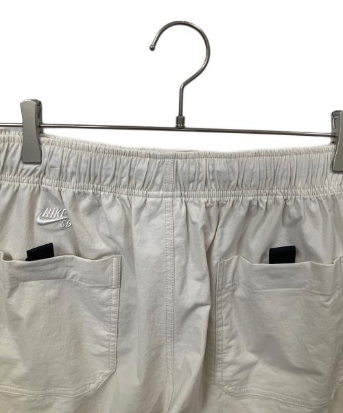 NIKE SB（ナイキエスビー）NIKE SB (ナイキエスビー) Cargo Skate Pants アイボリー サイズ:Lの古着・服飾アイテム